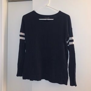 Navy blue long sleeve American Eagle shirt